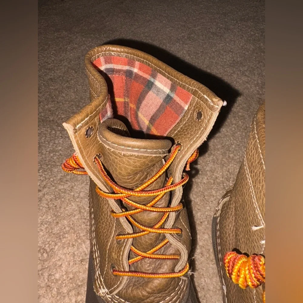 L.L. Bean Women's Brown Lace Up Boots - Picture 8 of 10